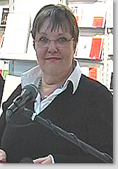 Foto: Autorin Helgrid Buhlmann bei ihrer Lesung auf der Frankfurter Buchmesse 2009